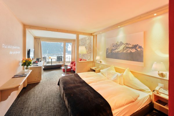 Eiger Selfness Hotel Grindelwald double-room for trail running camp